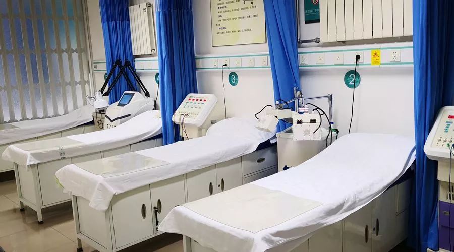 浣戝畨鏈嶅姟缁嗚嚧鍏ュ井,浣戝畨鍖婚櫌鏈嶅姟涓績