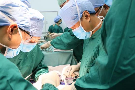 一家三代4个癌，发现已是晚期！医生建议40岁以上做这检查……