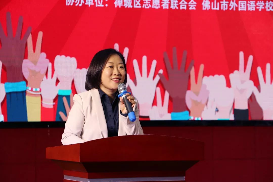 平凡中的不平凡有幸做一名志愿者,我是一名平凡的志愿者