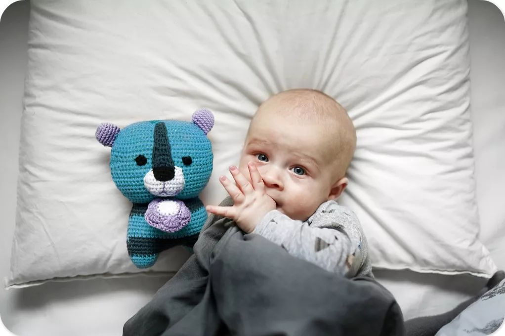 新生儿必备各种宝宝枕头,新生宝宝的枕头需要清洗吗