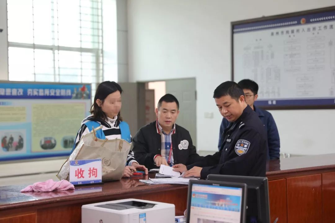 想当法官如何从小做起,当法官的真实感悟