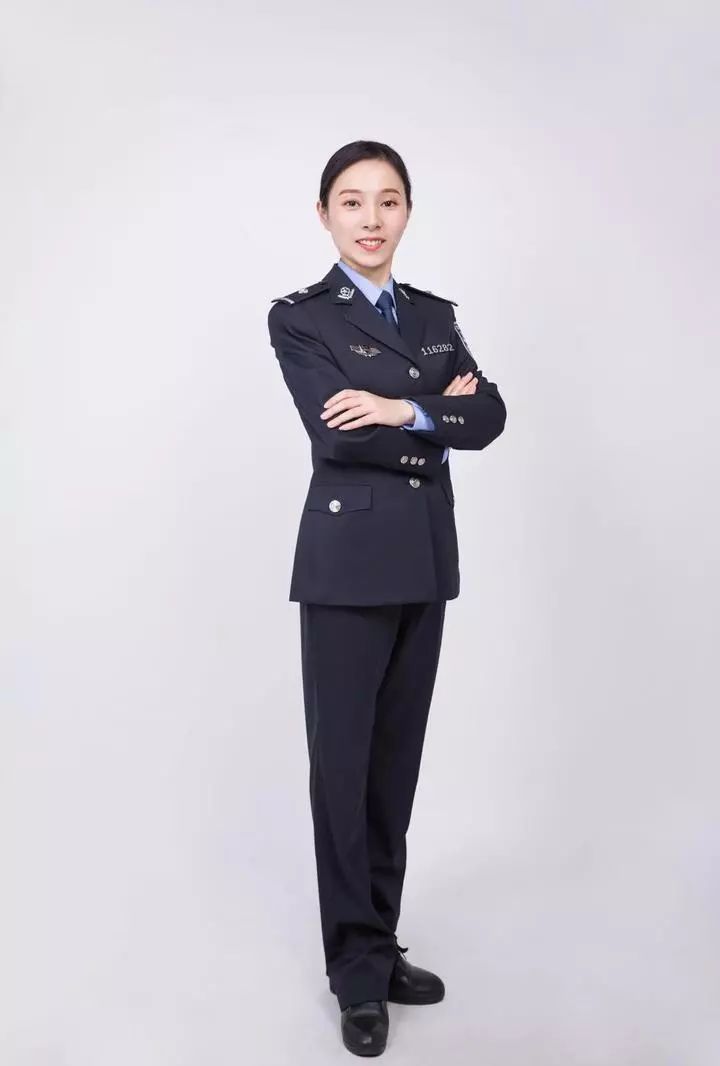 萧山娇小萌妹子，亮出职业惊呆众人！她的工作比《白夜追凶》更震撼