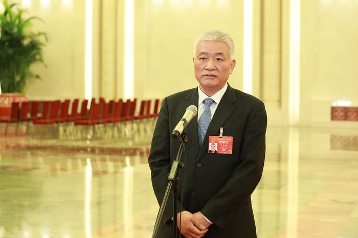 【聚焦*会两**】怎么缓解看病难、如何振兴中国足球？7位部长这样回应