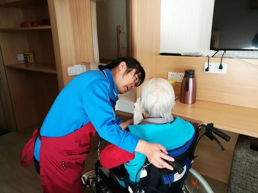 周末养老院看护青岛,社区养老院哪里找