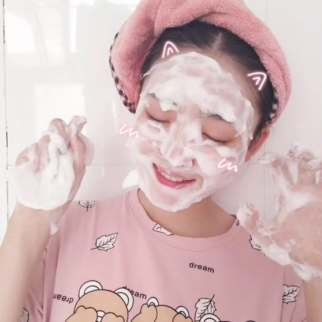 火山盐泥洗面奶,火山泥洗面奶与火山岩浆