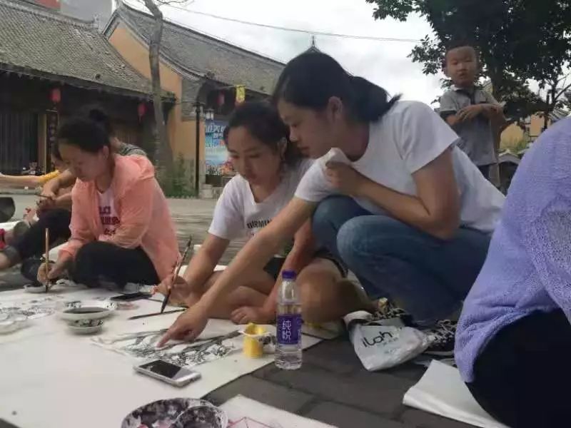 帅气小哥哥和美丽的小姐姐,八块腹肌的帅气小哥哥小姐姐