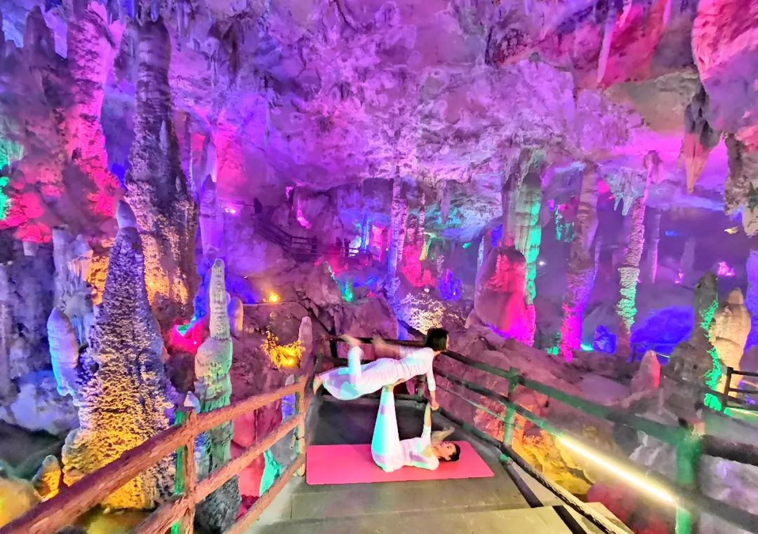 惊叹！国内首创洞心瑜伽秀在九乡上演！