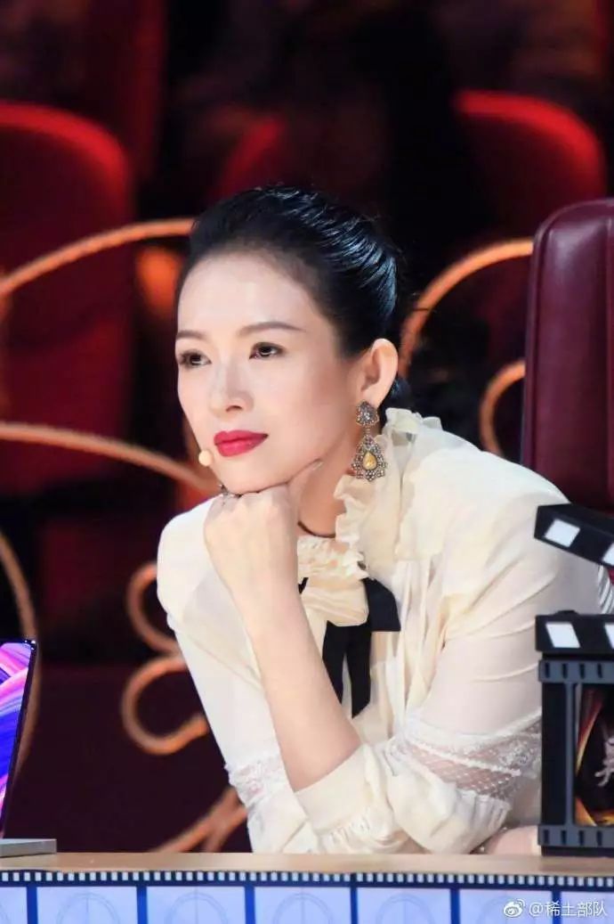 花钱减压|《妻子的旅行2》“旅行五美”成团，吃穿用度和婚姻观都来打榜！