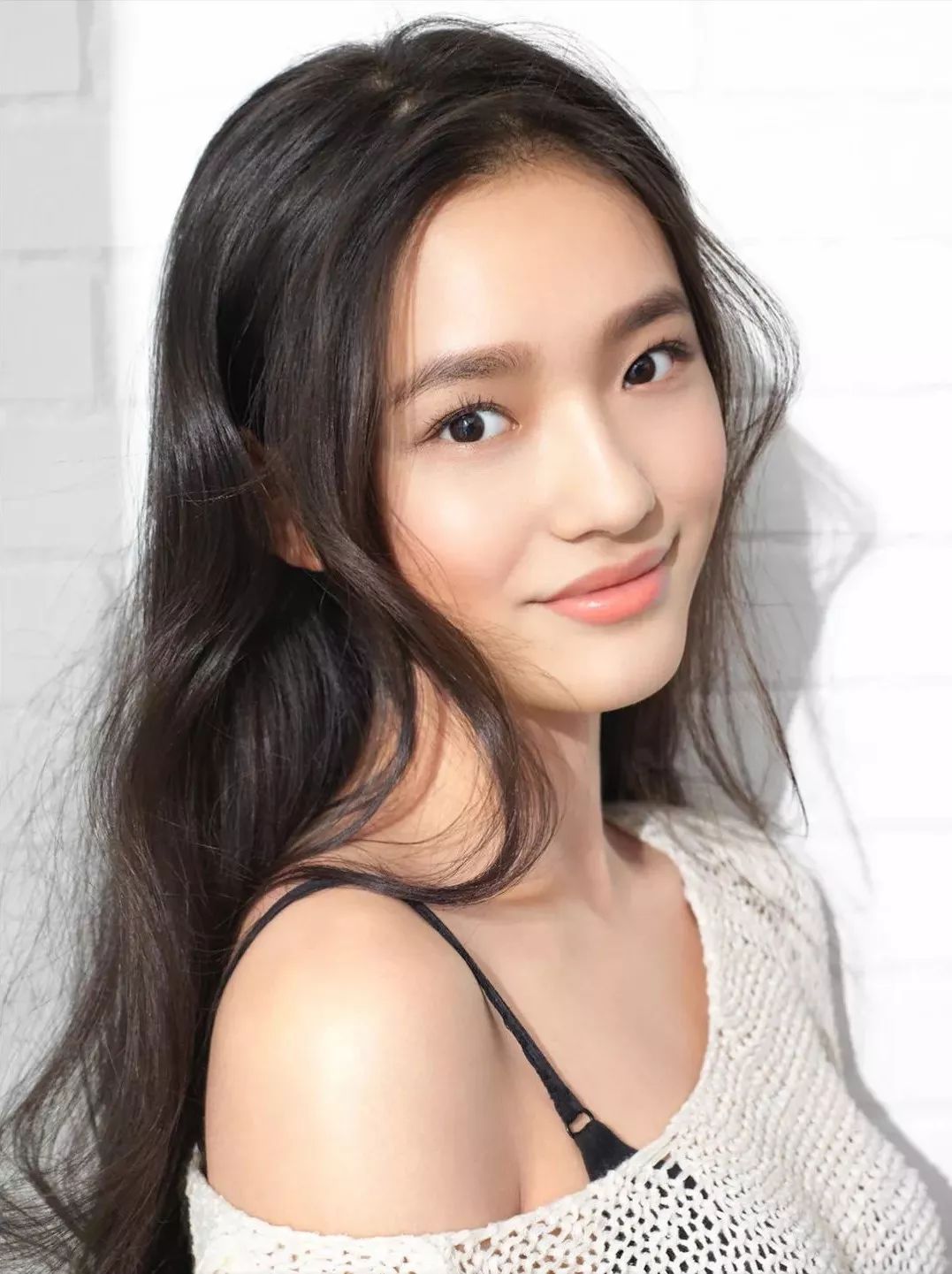 厉害了原创视频,明星的高级电影脸原来都要这样修