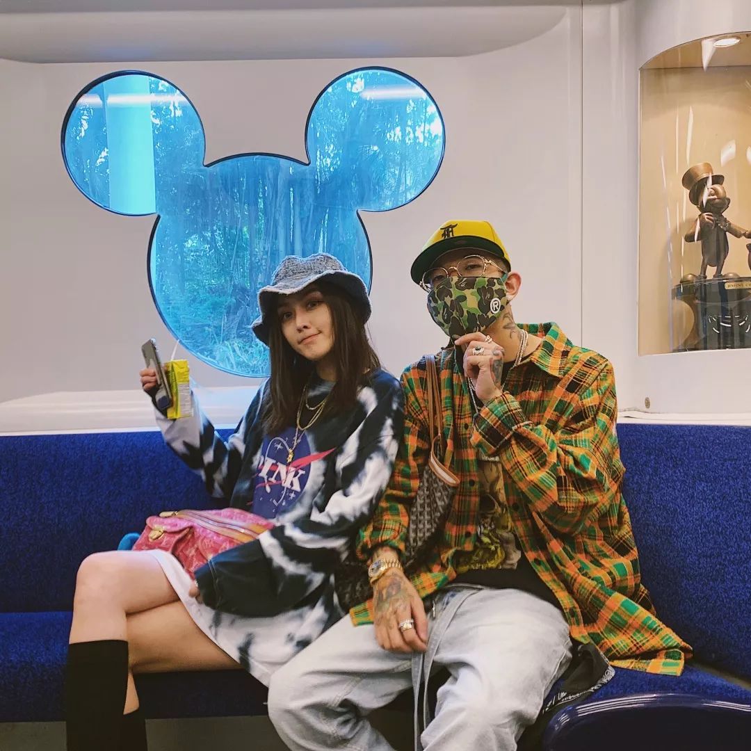 被满舒克、艾福杰尼cue的成都本土国潮品牌1807，用实力证明国货当自强！