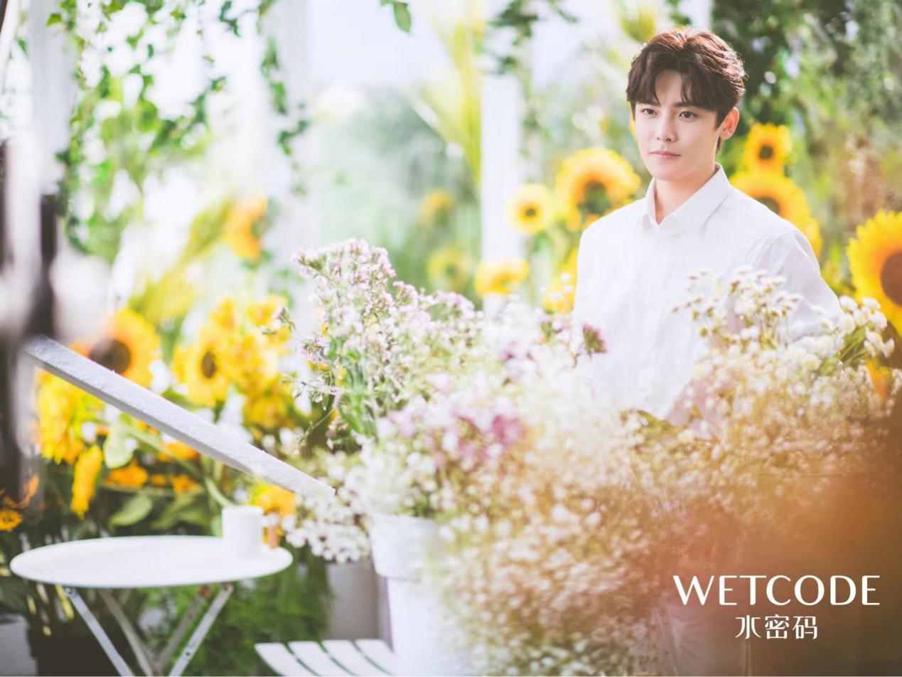 侯明昊温暖治愈系写真,侯明昊清新防晒