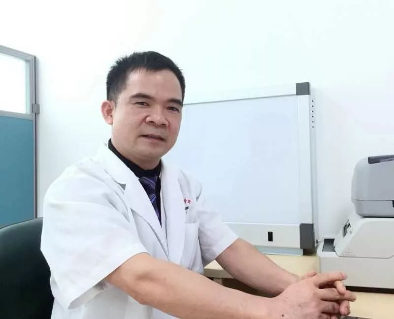 脱发青年说丨脱发治疗医师：我自己也掉头发…