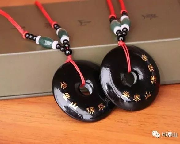 碧霞元君泰山奶奶挂件,泰山玉挂件泰山石敢当