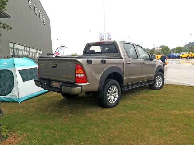 福田拓陆者全新皮卡自动挡,福田拓陆者皮卡最新款