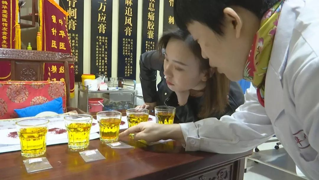 藏红花会有人工染色的吗,藏红花是不是染色的