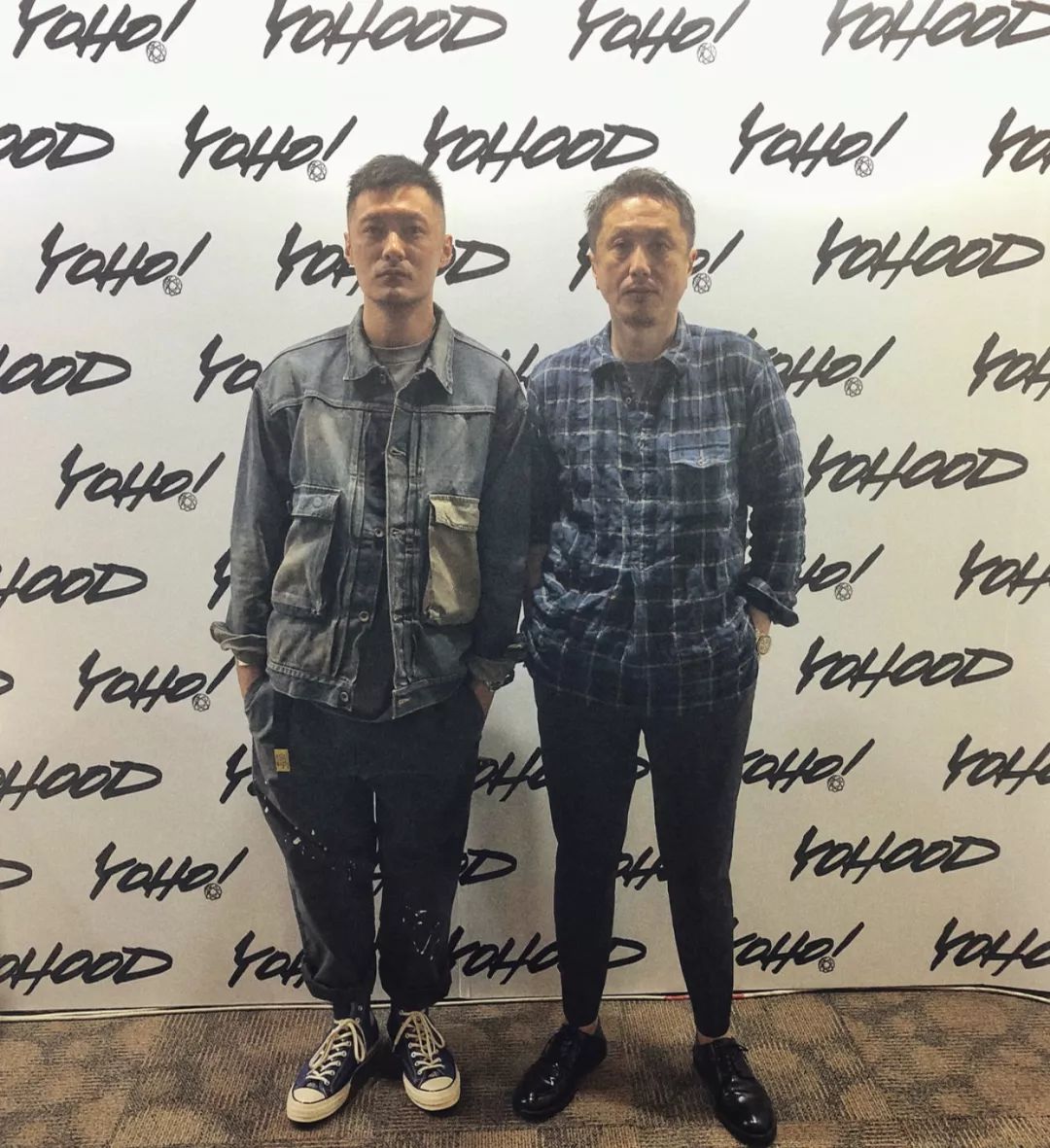 不要跟穿白裤子的人在一起,不要跟穿白色裤子的人交往