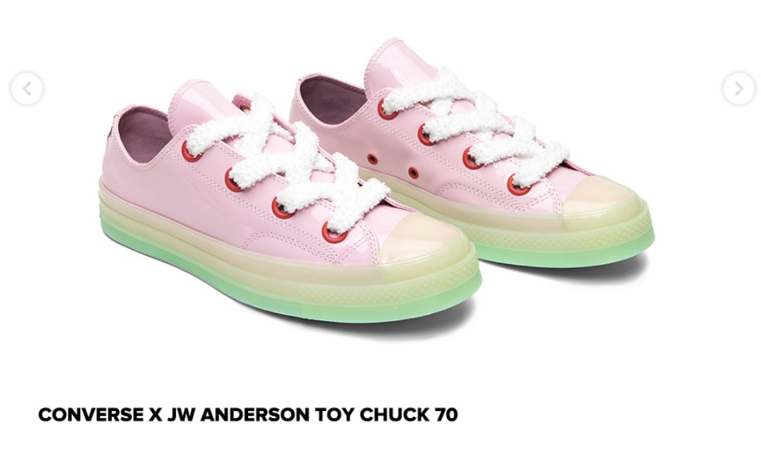 不要跟穿白裤子的人在一起,不要跟穿白色裤子的人交往