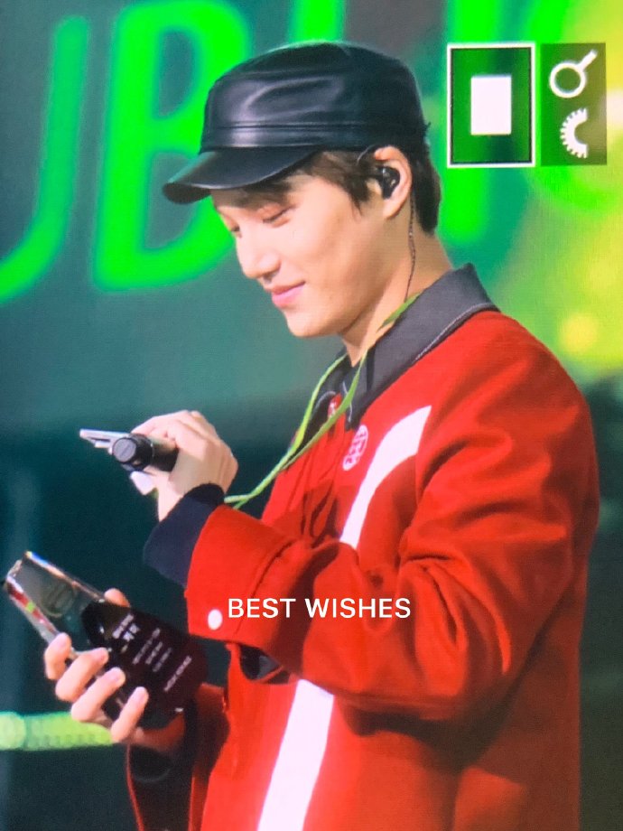 exo十一周年见面会咆哮朴灿烈,exo十周年视频灿烈剪辑