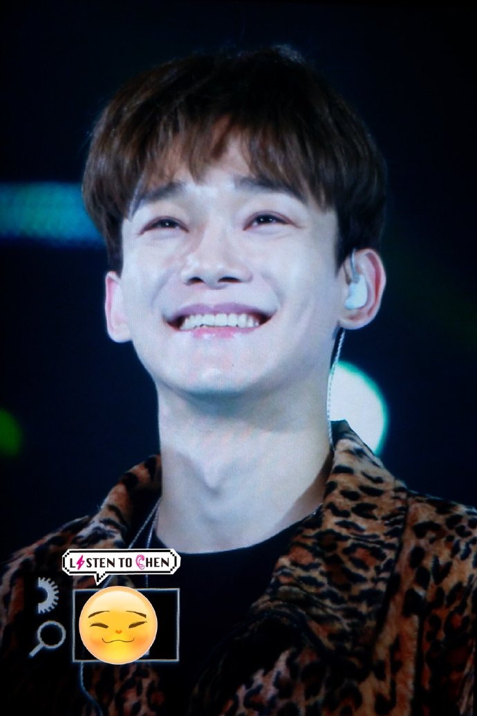 exo十一周年见面会咆哮朴灿烈,exo十周年视频灿烈剪辑