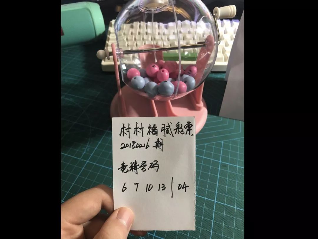 这大概是全世界最无聊的人了