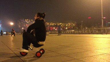 这大概是全世界最无聊的人了