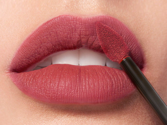 李佳琦到底用“OMG”骗了多少人的钱?!!