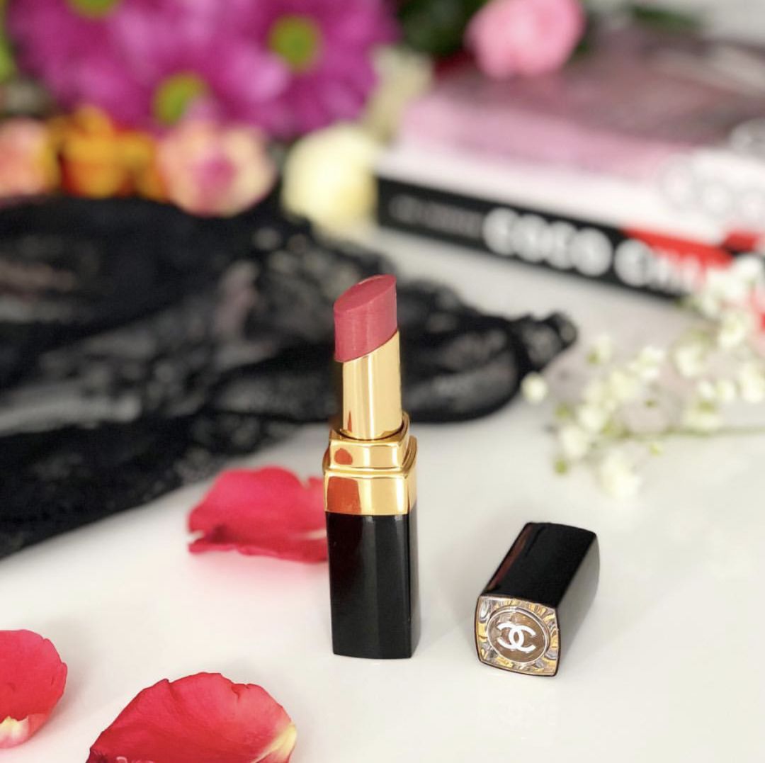 让女生怦然心动的口红,网红少女心爆款口红粉色系正方形