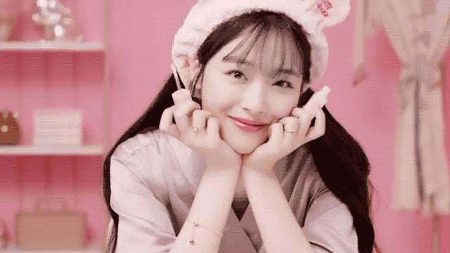 让女生怦然心动的口红,网红少女心爆款口红粉色系正方形