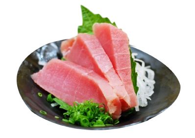 这只金毛老捉弄小猫咪，到底什么仇什么怨啊5555