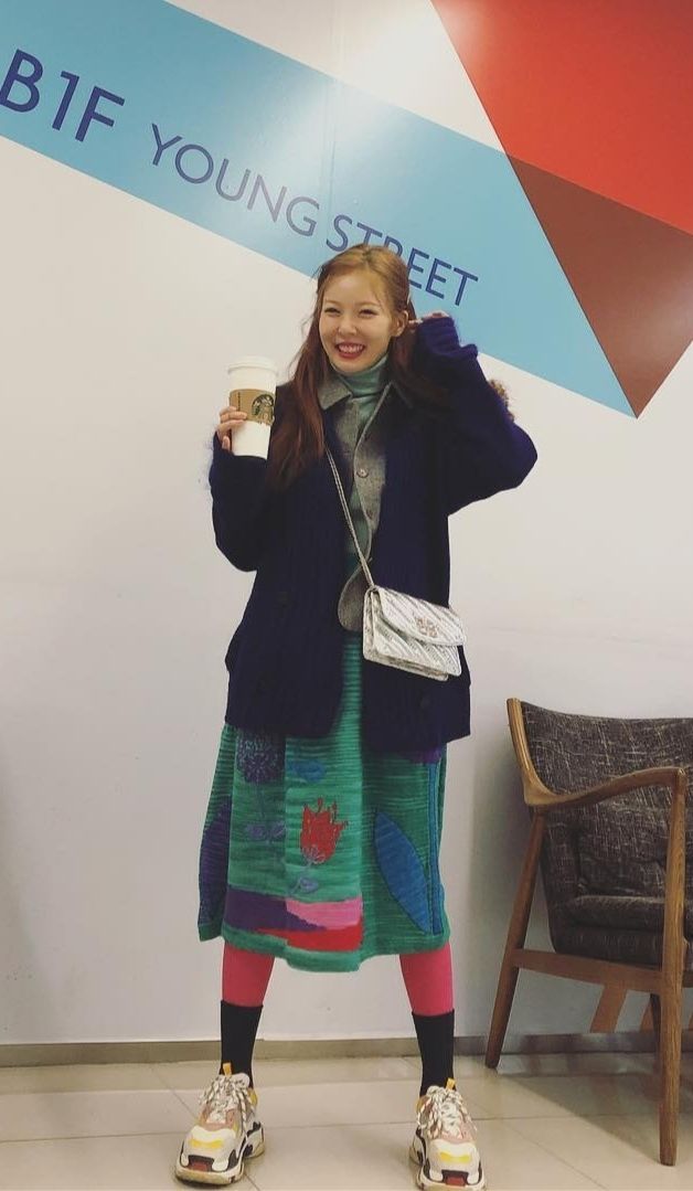 泫雅衣着,泫雅衣服怎么搭配