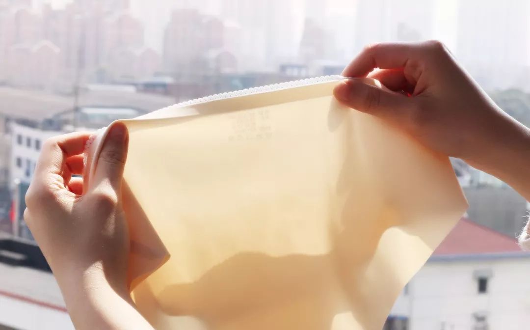 精致女生|比杜蕾斯还薄的*裤内**，舒适还很“安全”，穿上就像裸着一样