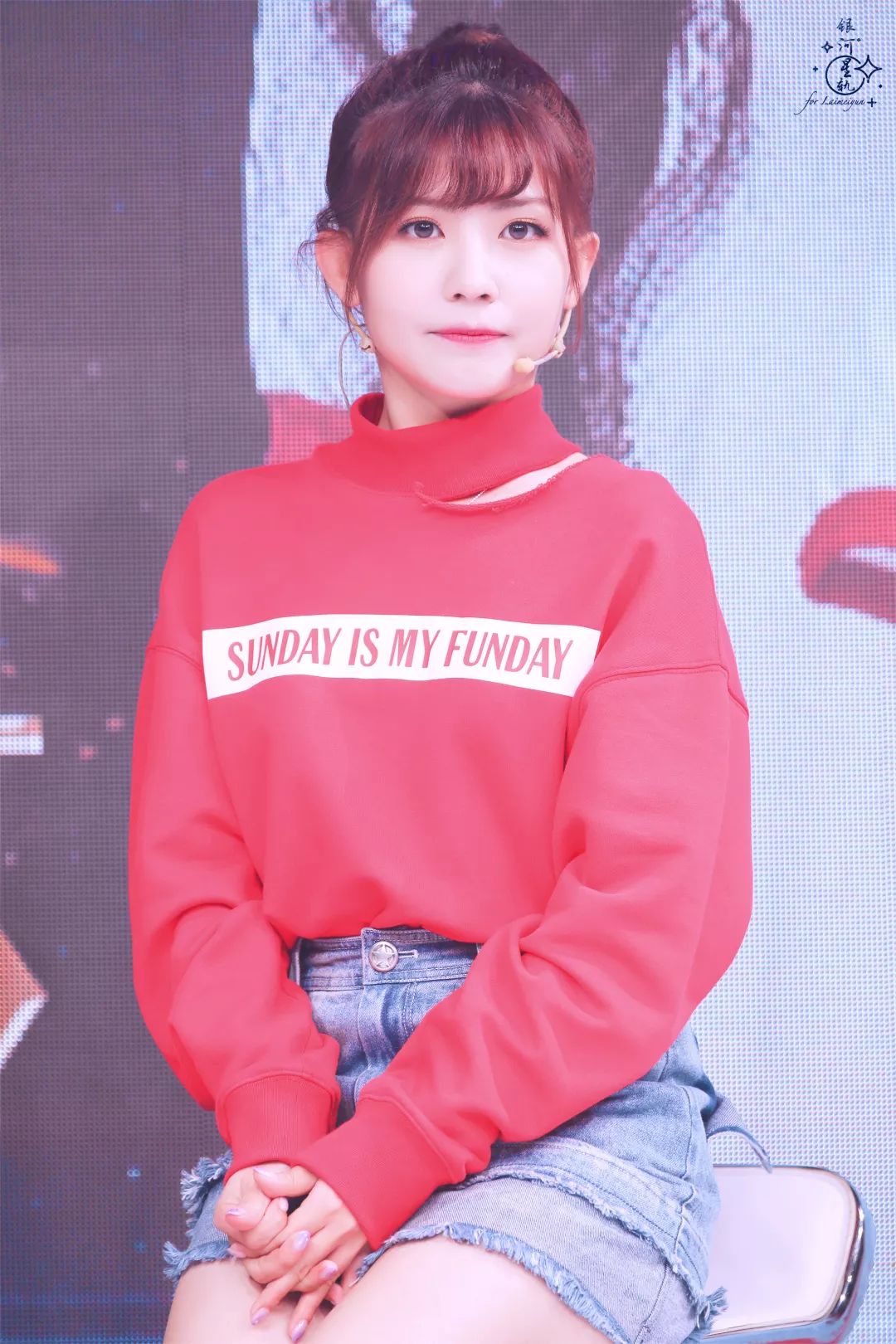 泫雅孔雪儿关晓彤,关晓彤和泫雅撞衫