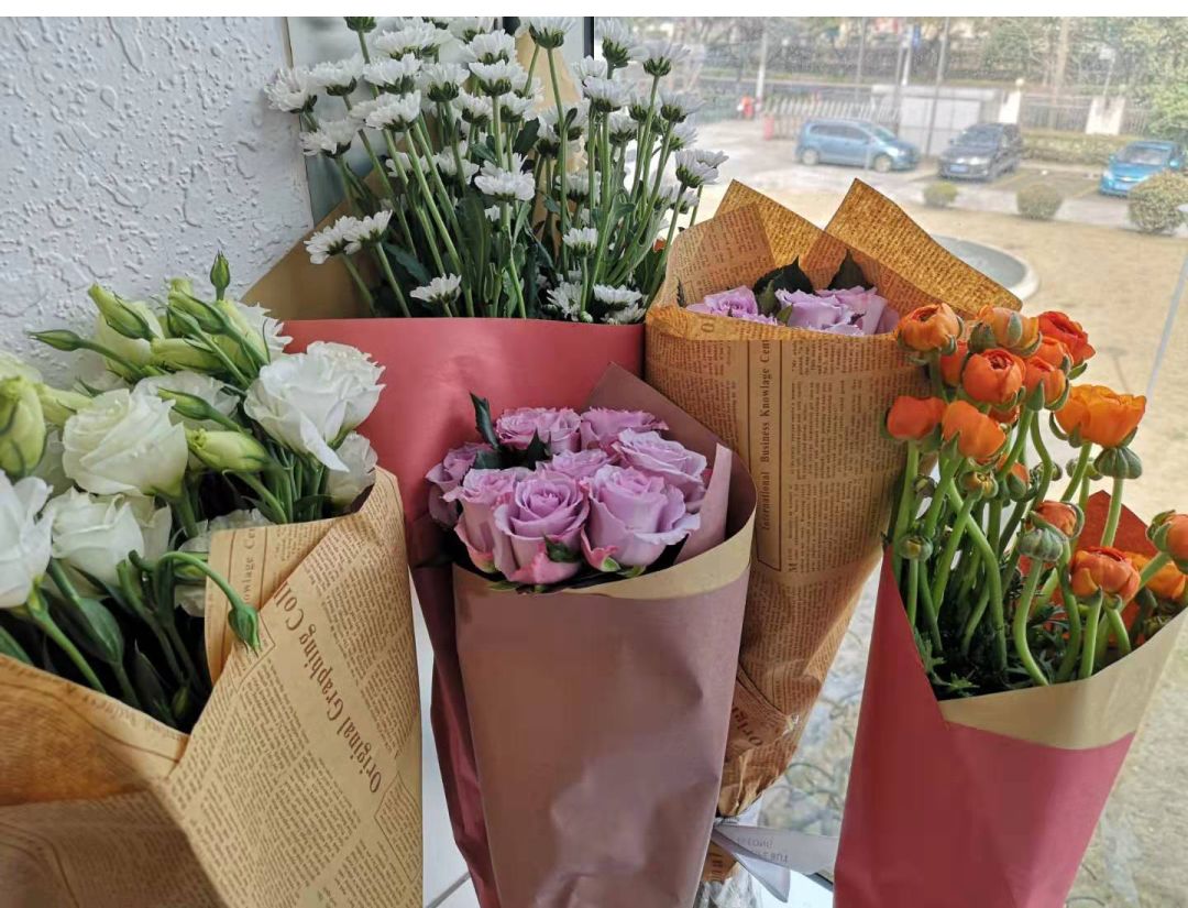 松江花友组了个价格美丽的鲜花团，还想找个靠谱提货点