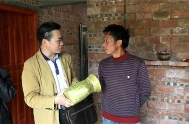 以生命赴使命用热血铸忠诚,以生命赴使命用热血铸警魂