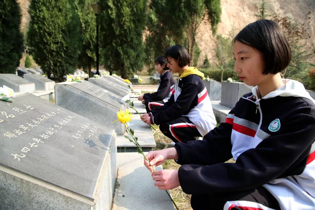 清明节小孩注意什么,清明节小朋友要怎么过