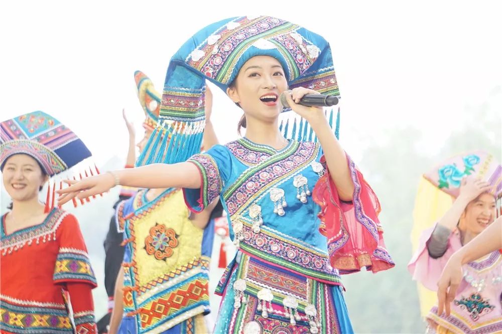 壮族三月三八桂嘉年华华南城,壮族三月三八桂嘉年华照片