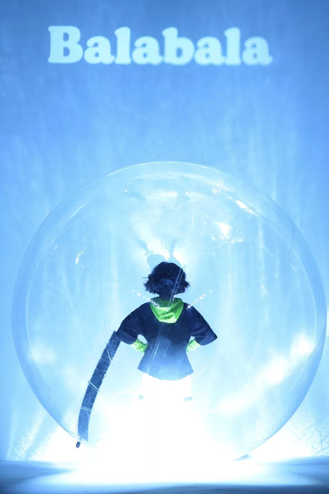 有趣的灵魂比华丽的外表更吸引人,有趣的灵魂才是最美的风景