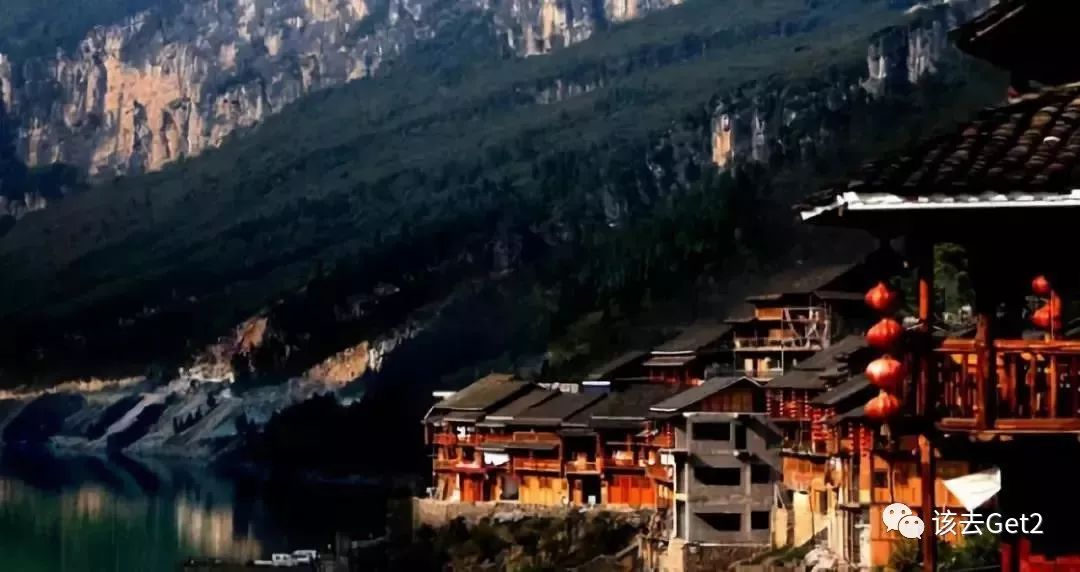 重庆洪崖洞晚上旅游攻略,重庆攻略之洪崖洞