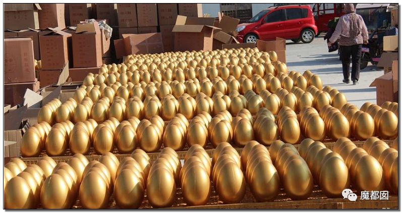 棺材、情趣内衣、小提琴……中国超猛小镇横扫全世界!