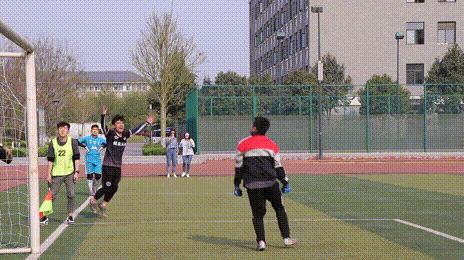 我们只是一群热爱足球的少年,我们这十年足球少年