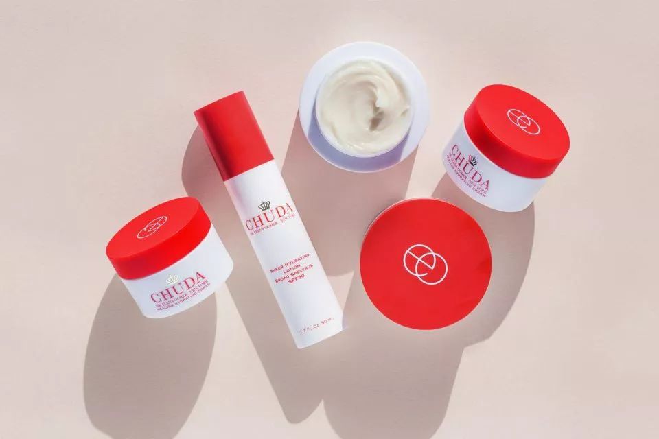 暗黑彩妆、高科技包装...这20个国内外初创品牌，投资者都在关注