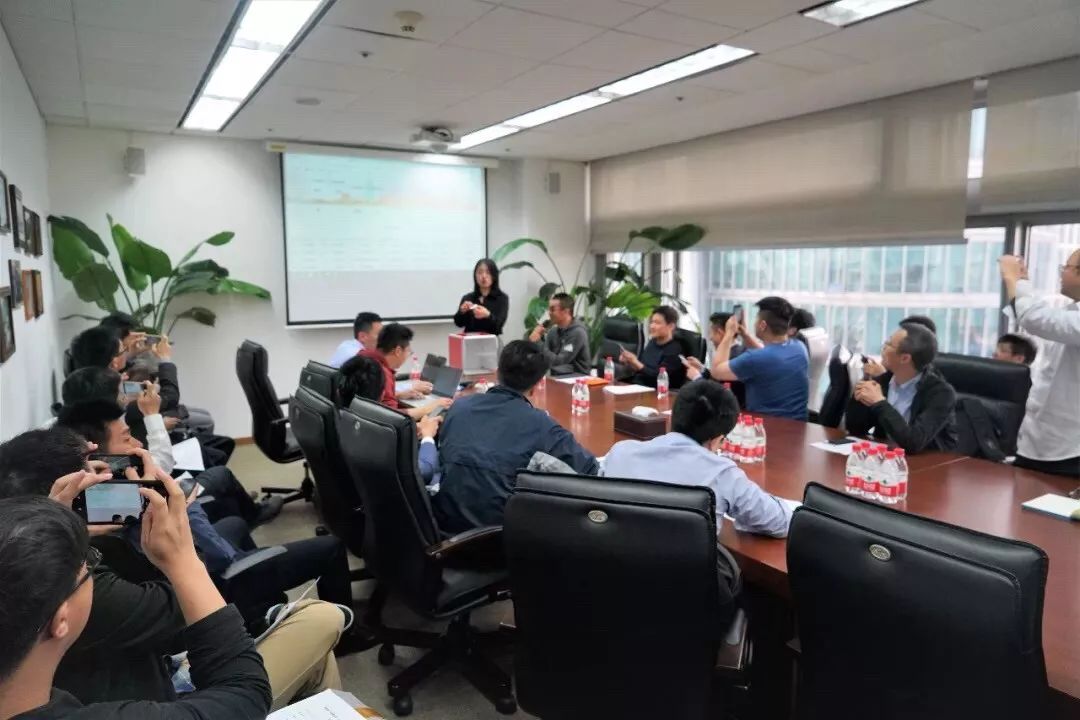 鸣锣开赛,鸣锣开市时刻中国公募