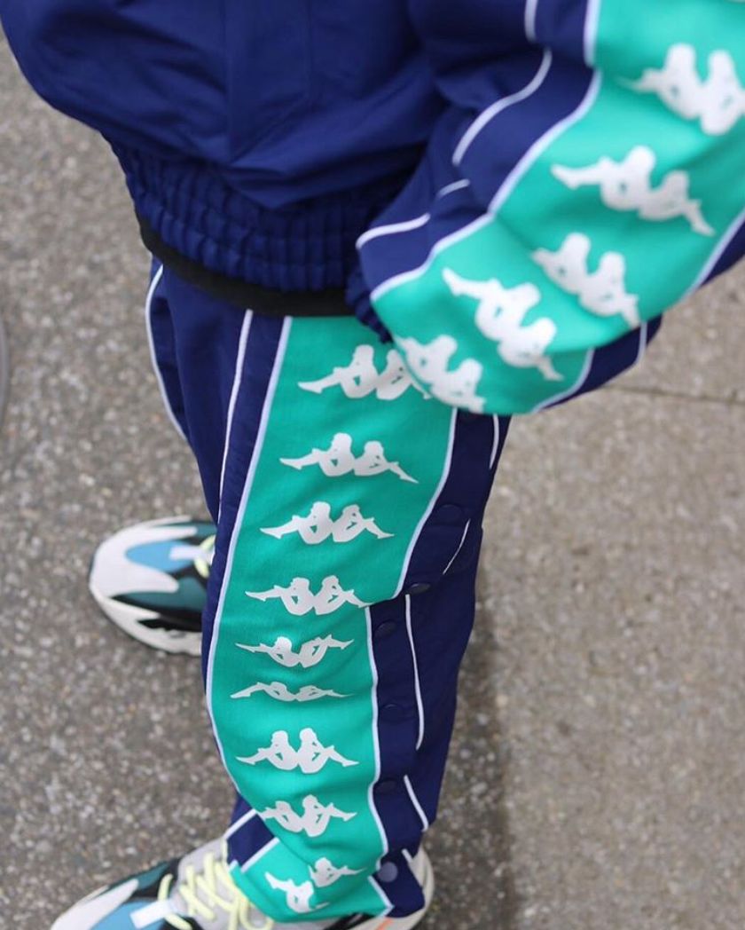 为什么同一款鞋子售价不一样,为什么同一款鞋子有那么多款式