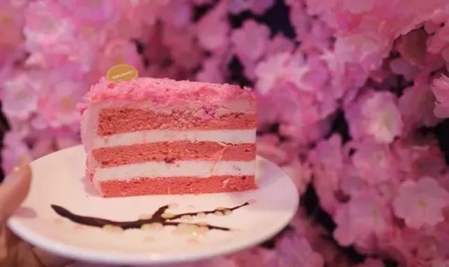 西安要开柠檬精大会！全场美食免费吃！SK-II神仙水、MAC口红免费送！我酸了！