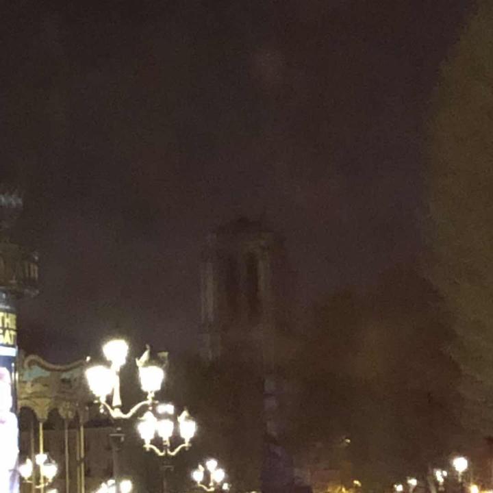 巴黎圣母院大火！这些温州人赶去，目睹遗迹最后面貌