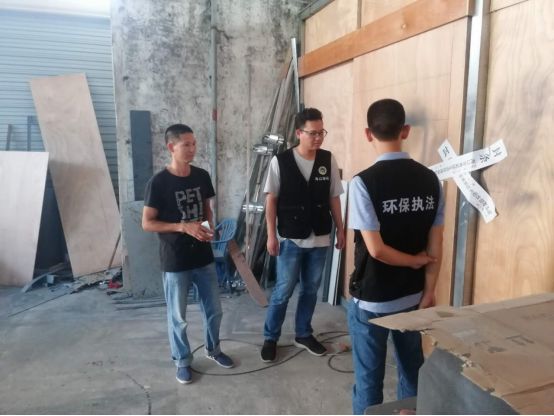 厂区油漆味道影响周边怎么办,工厂油漆味影响周边居民怎么投诉