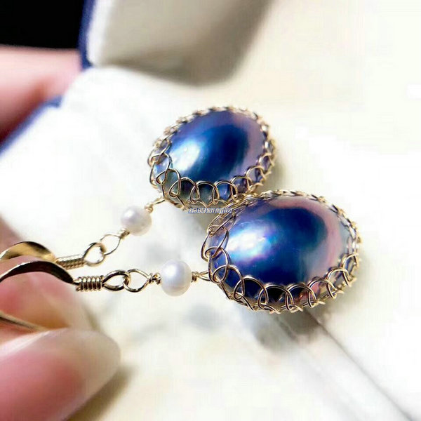 姑娘亲手做的纯手工月饼,手工制作月饼的网红美女