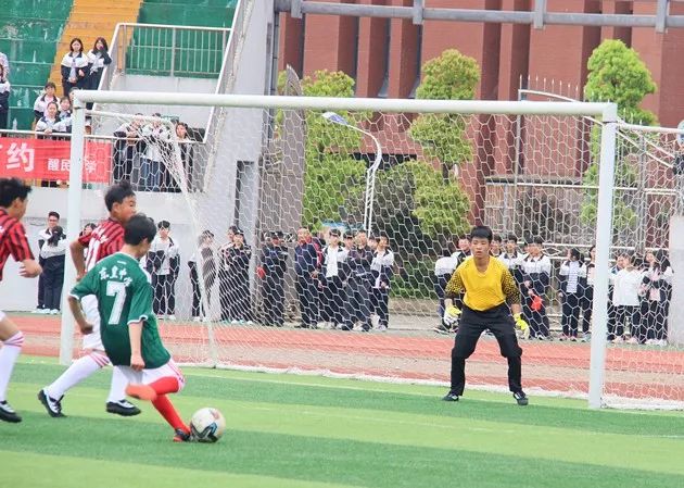 【多图】将来靠你们了！习水县校园足球三级联赛开赛