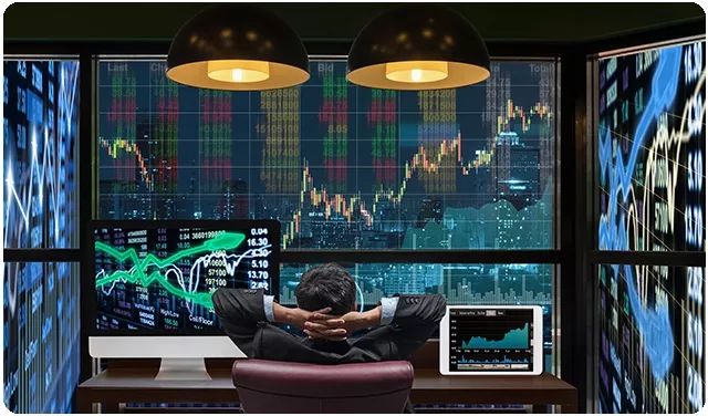 棣欐腐瀵瑰啿鍩洪噾缁忕悊,棣欐腐瀵瑰啿鍩洪噾缁忕悊骞磋柂