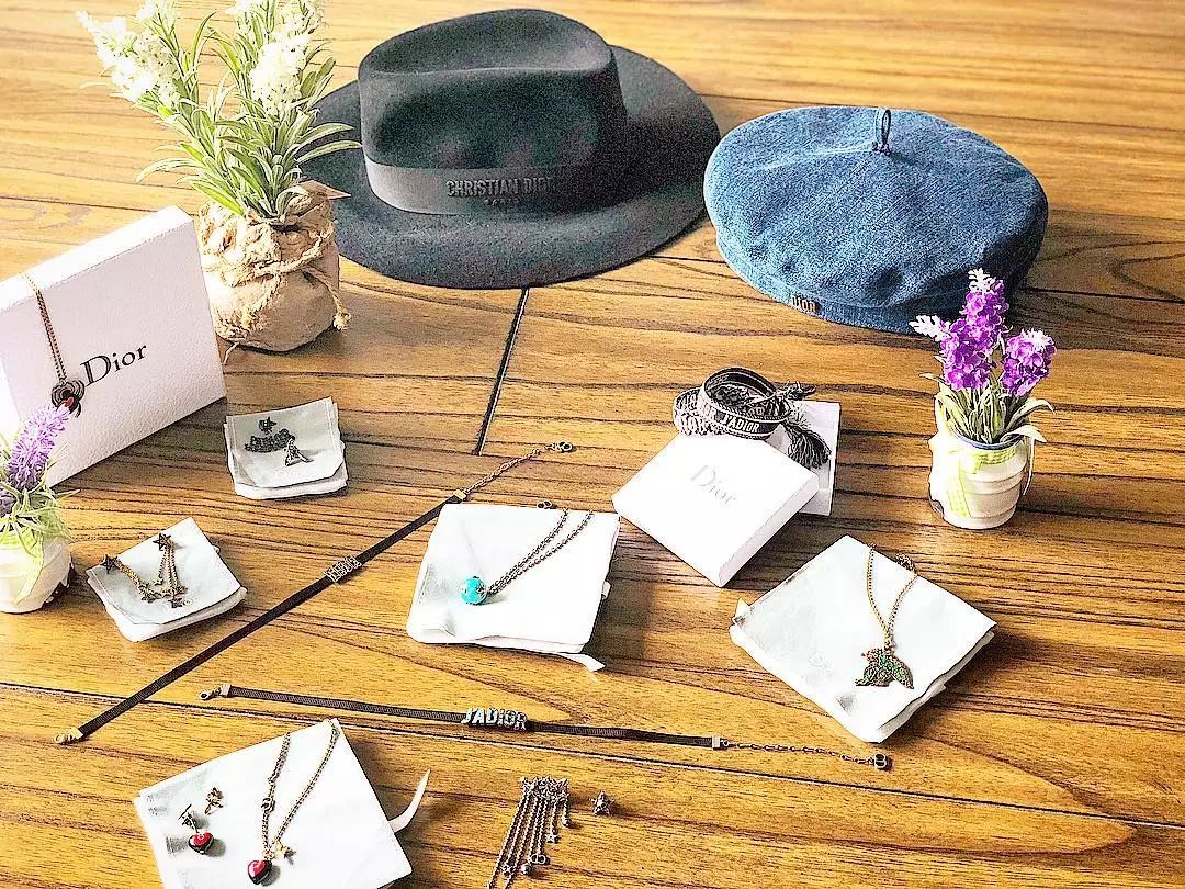 时髦办|Lisa这磨人的小甜豆，居然敢给我种草爱马仕了？？？